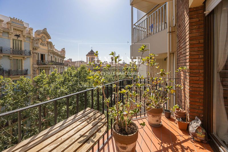 Piso en venta Barcelona. Ref: 1284. Luxline Real Estate