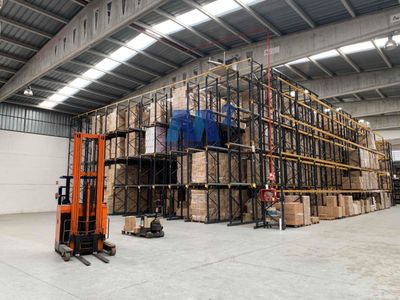 Nave Industrial en alquiler Daganzo de Arriba, Madrid. Ref: 15141. Soluciones M2