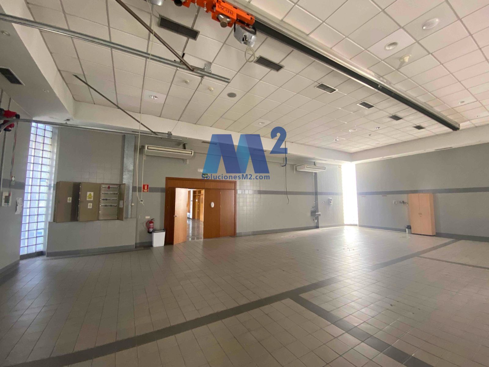 Nave Industrial en venta Tres Cantos, Madrid. Ref: 16039. Soluciones M2