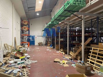 Nave Comercial en venta y alquiler Coslada, Madrid. Ref: 19371. Soluciones M2