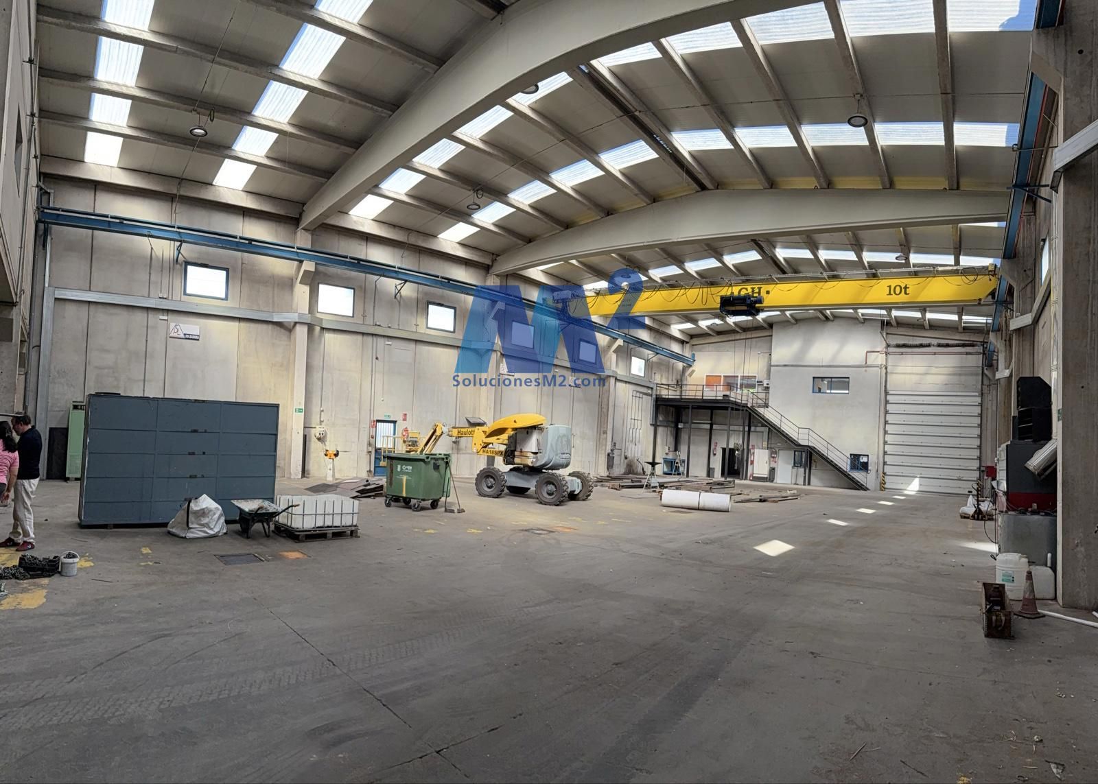 Nave industrial tipo C con puente grua en alquiler con 998 m2 de patio - Foto 5