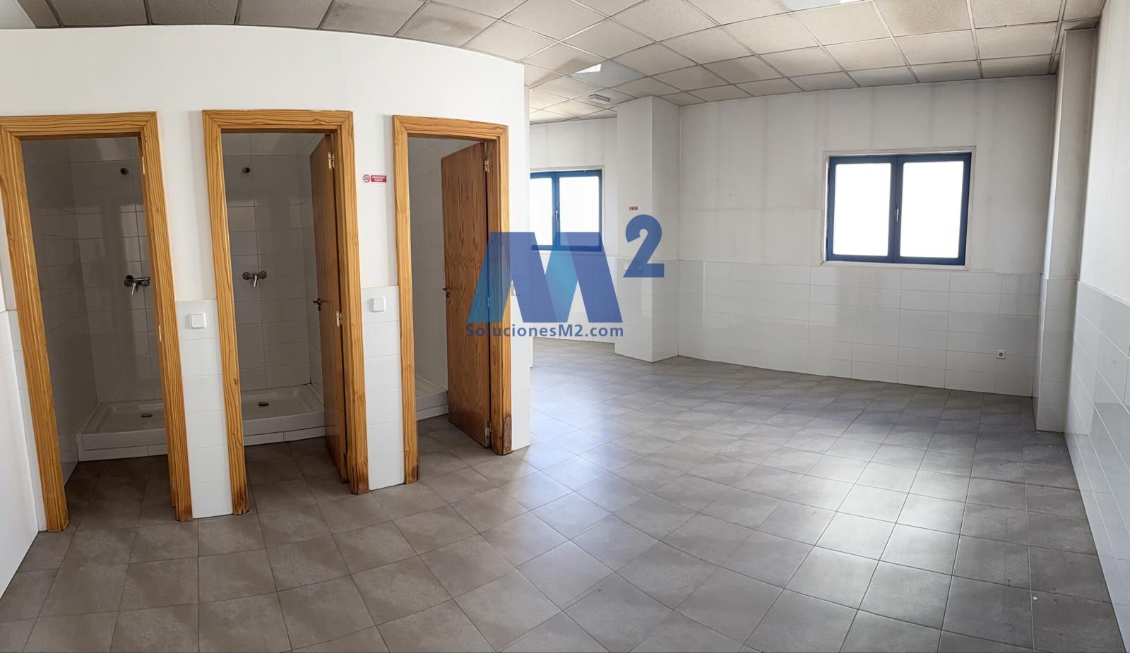 Nave industrial tipo C con puente grua en alquiler con 998 m2 de patio - Foto 13
