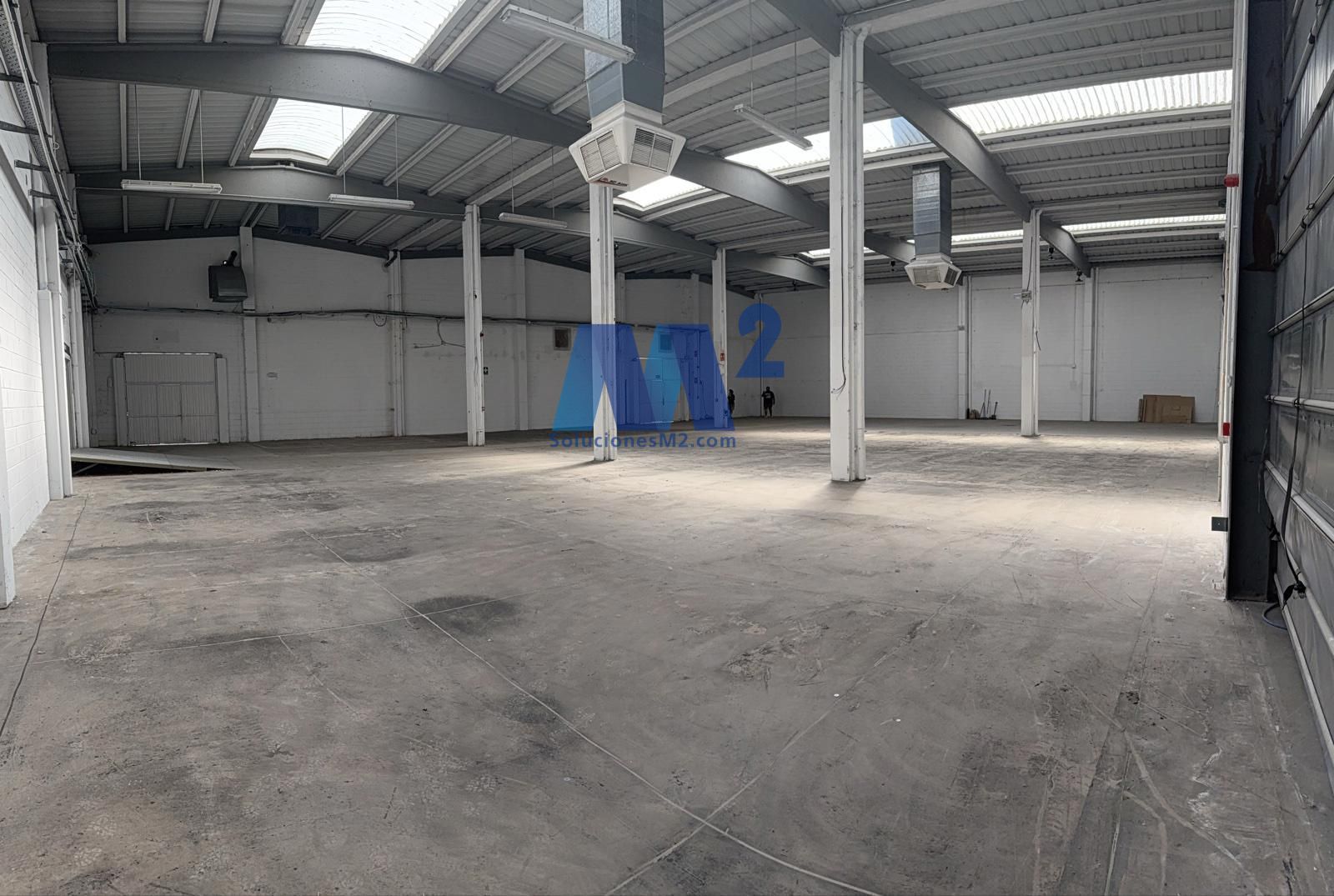 Conjunto de 3 Naves Industriales en Venta y Allquiler - Foto 2