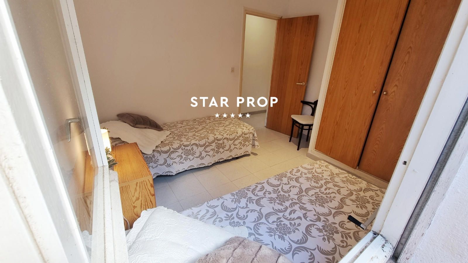 Appartement avec grande terrasse et jardin privé à Colera