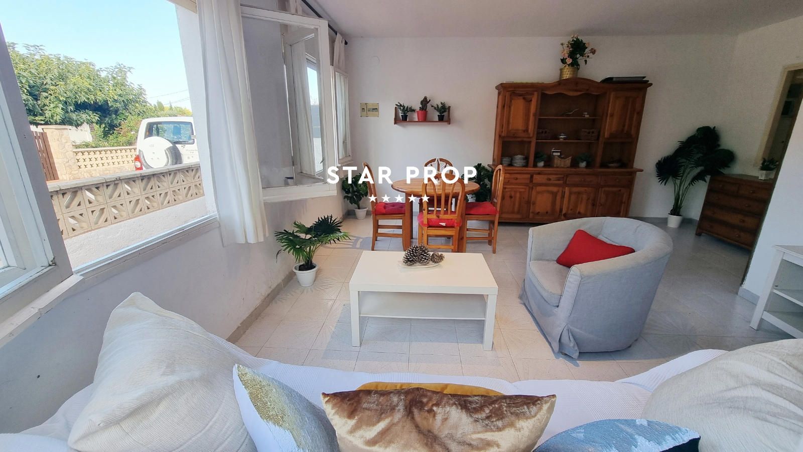 Appartement avec grande terrasse et jardin privé à Colera