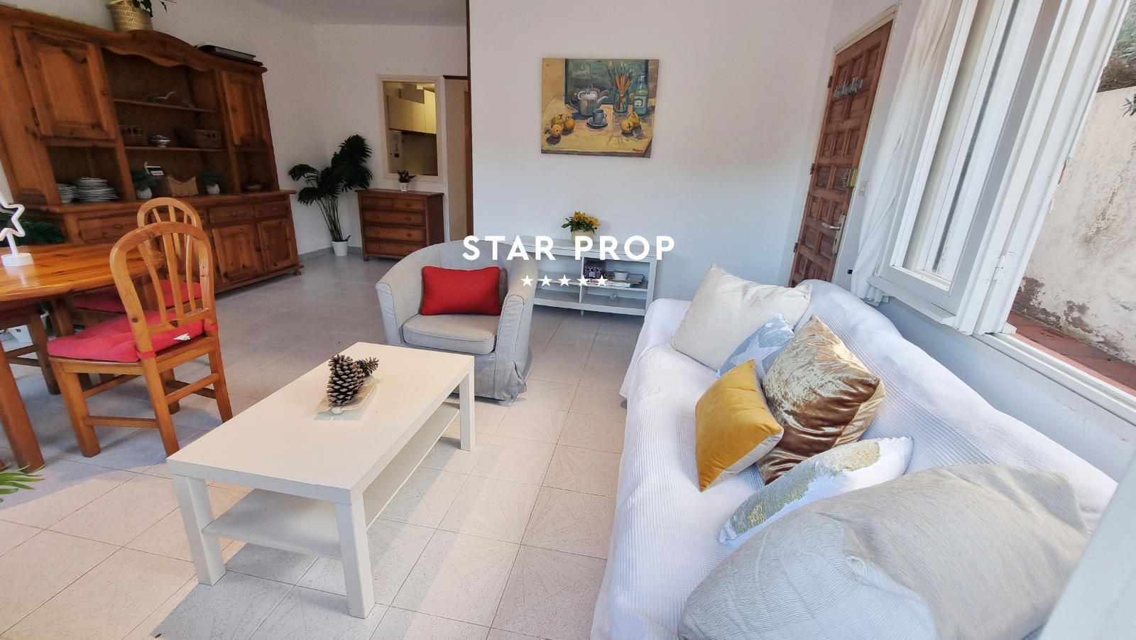 Appartement avec grande terrasse et jardin privé à Colera