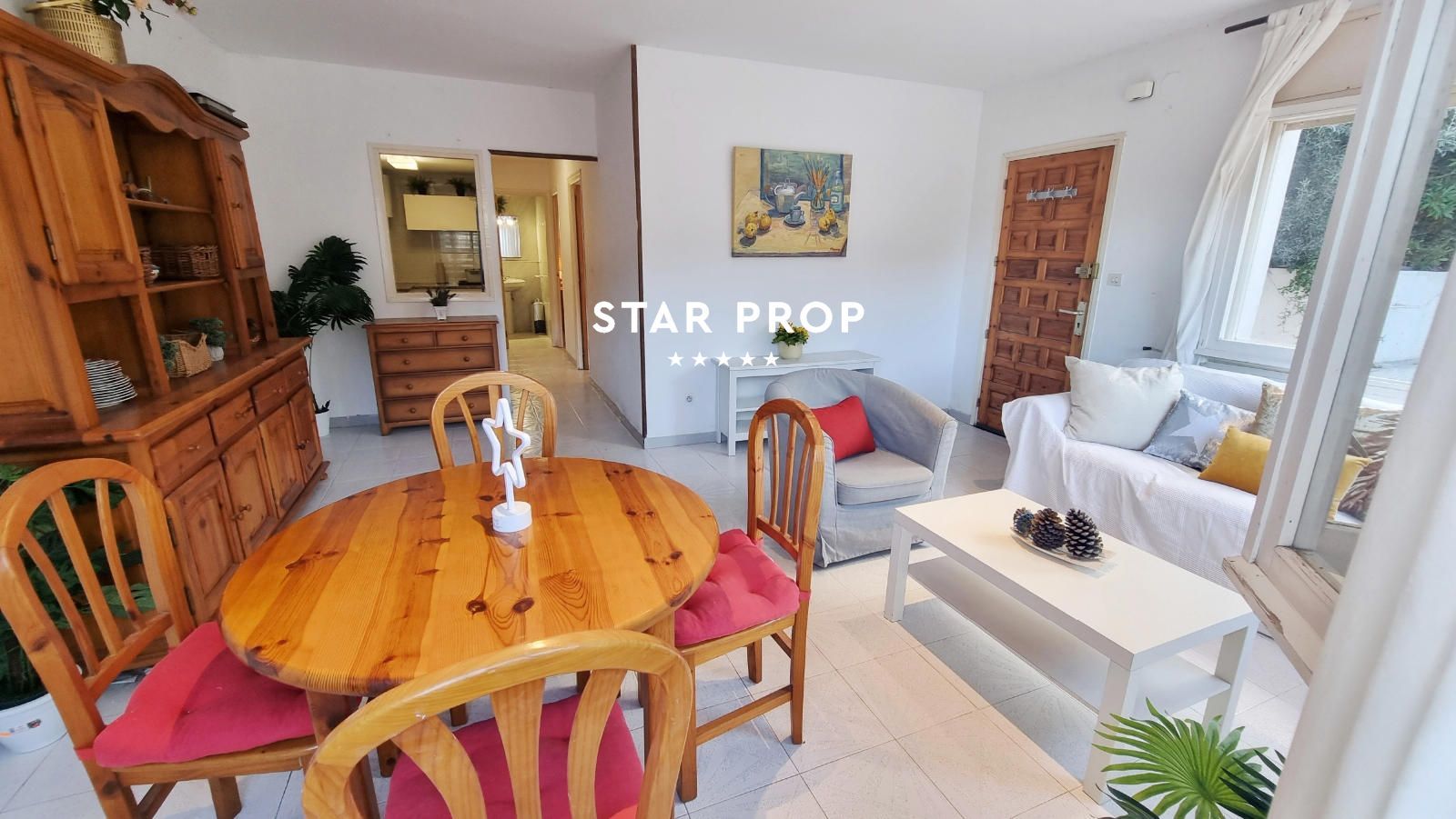 Appartement avec grande terrasse et jardin privé à Colera
