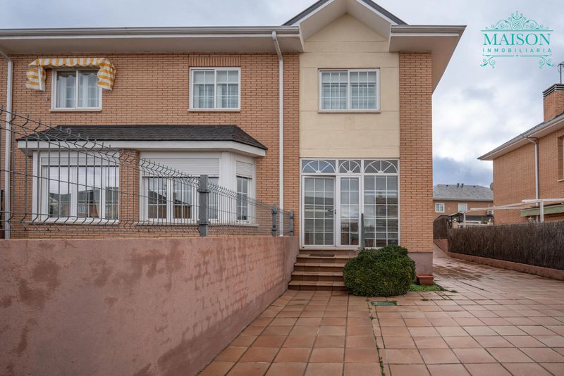 Adosado en venta El Casar, Guadalajara. Ref: 2722. Maison Inmobiliaria