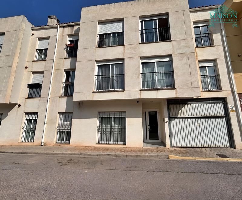 Piso en venta Vilafamés, Castellón. Ref: 2765. Maison Inmobiliaria