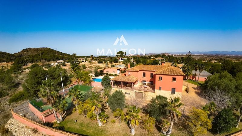 House for sale Valencia. Ref: 2160. MALTON HILLS S.L. 