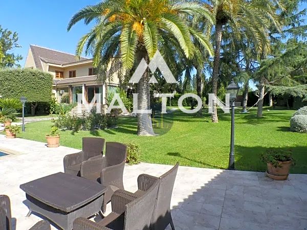 Penthouse for sale Paterna, Valencia. Ref: 2213. MALTON HILLS S.L. 