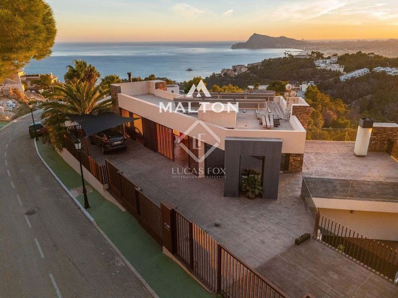 House for sale Alicante/Alacant, Alicante. Ref: 2321. MALTON HILLS S.L. 