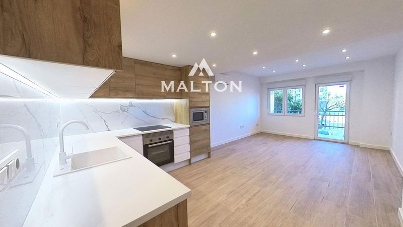 Flat for sale Valencia. Ref: 2358. MALTON HILLS S.L. 