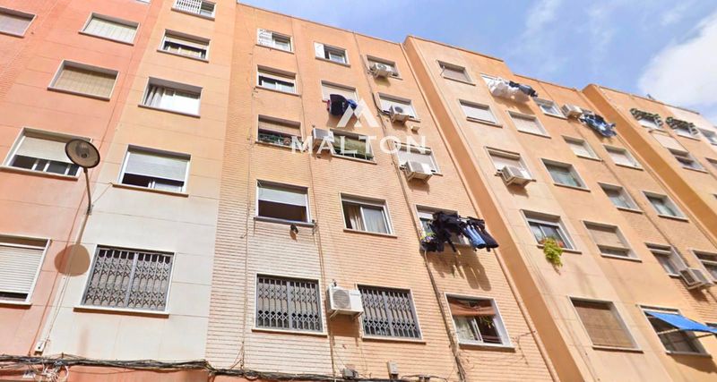 Piso en venta Valencia. Ref: 2411. MALTON HILLS S.L. 