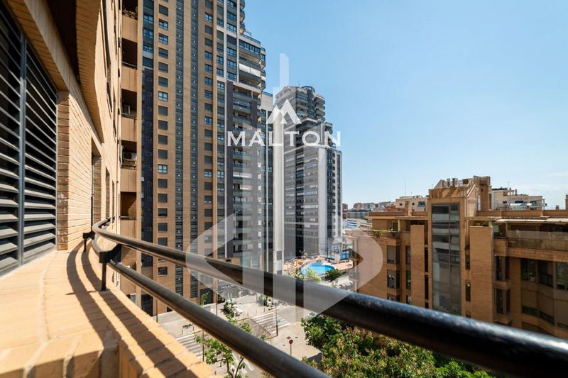 Flat for sale Valencia. Ref: 2510. MALTON HILLS S.L. 
