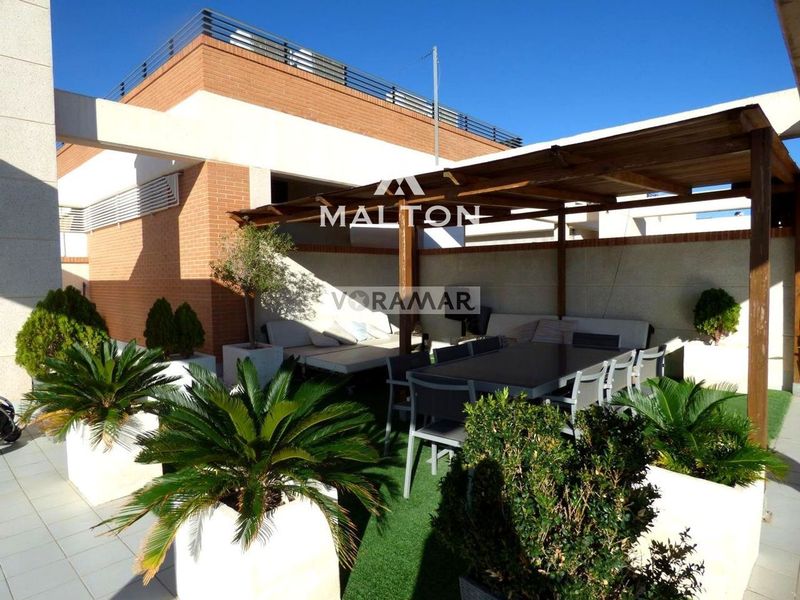 Duplex for sale Alboraya, Valencia. Ref: 2582. MALTON HILLS S.L. 