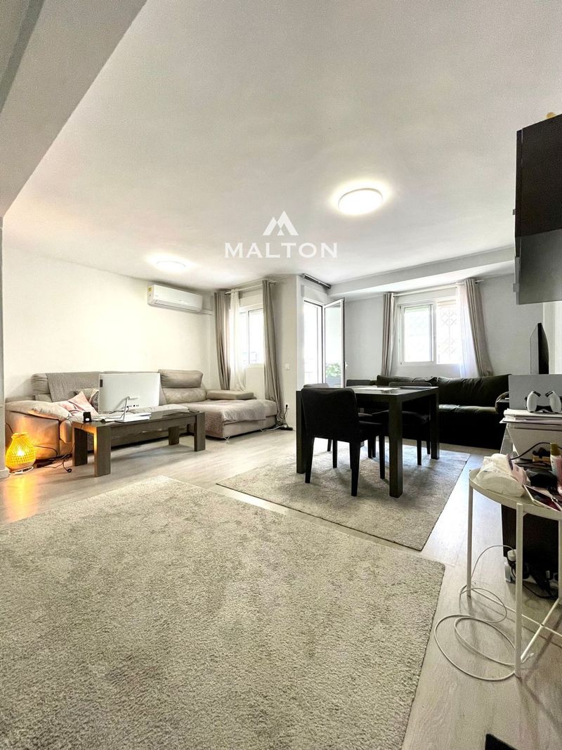 Flat for sale Valencia. Ref: 2617. MALTON HILLS S.L. 