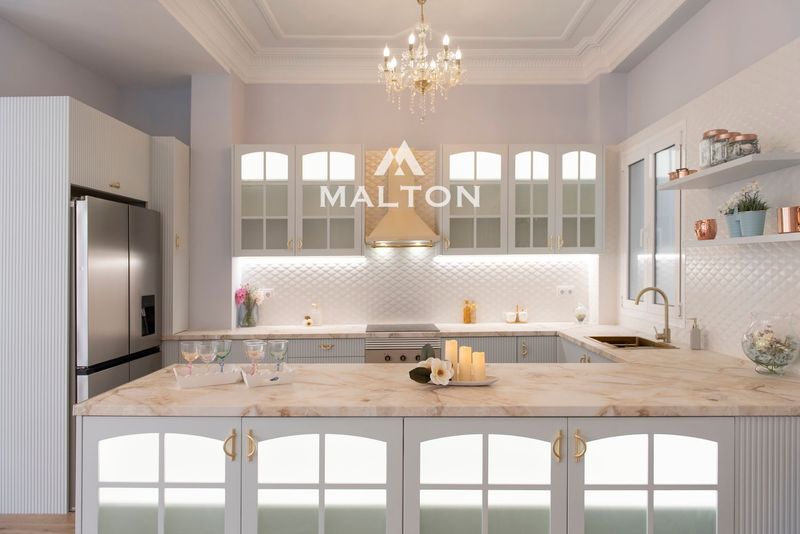 Flat for sale Valencia. Ref: 2656. MALTON HILLS S.L. 