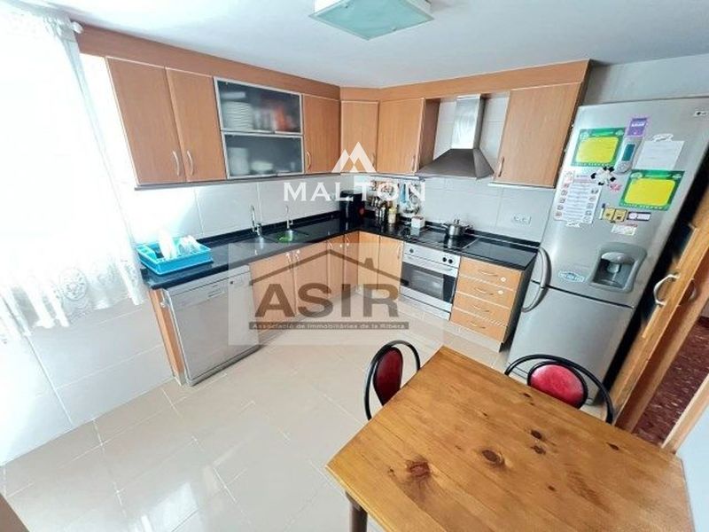 Flat for sale Alzira, Valencia. Ref: 2657. MALTON HILLS S.L. 