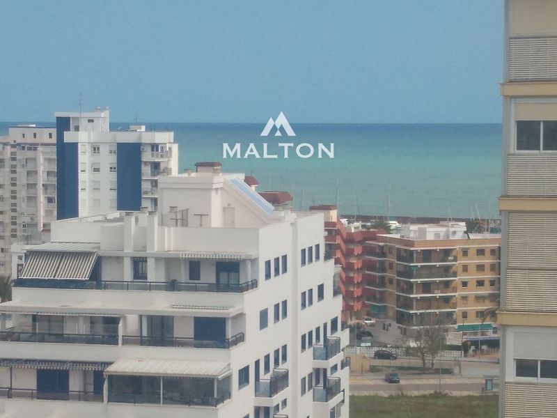 Flat for sale Valencia. Ref: 2695. MALTON HILLS S.L. 