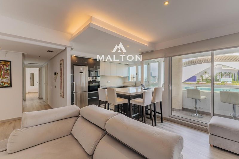 Flat for sale Valencia. Ref: 2697. MALTON HILLS S.L. 