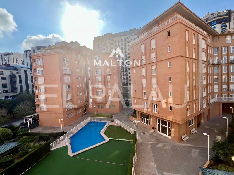 Flat for sale Valencia. Ref: 2713. MALTON HILLS S.L. 
