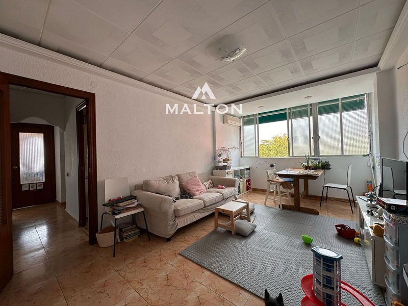 Flat for sale Valencia. Ref: 2719. MALTON HILLS S.L. 