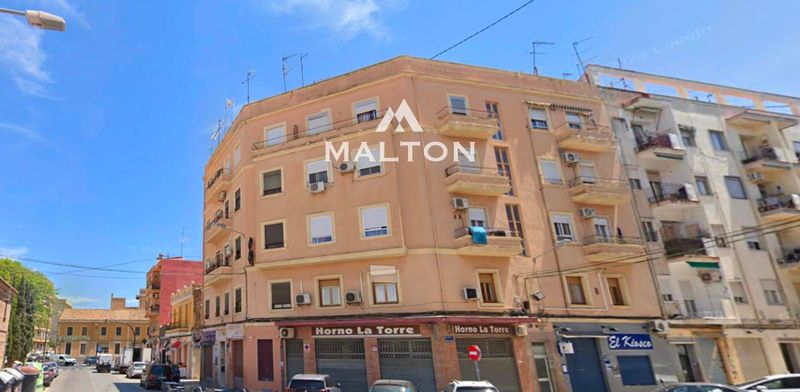 Flat for sale Valencia. Ref: 2731. MALTON HILLS S.L. 