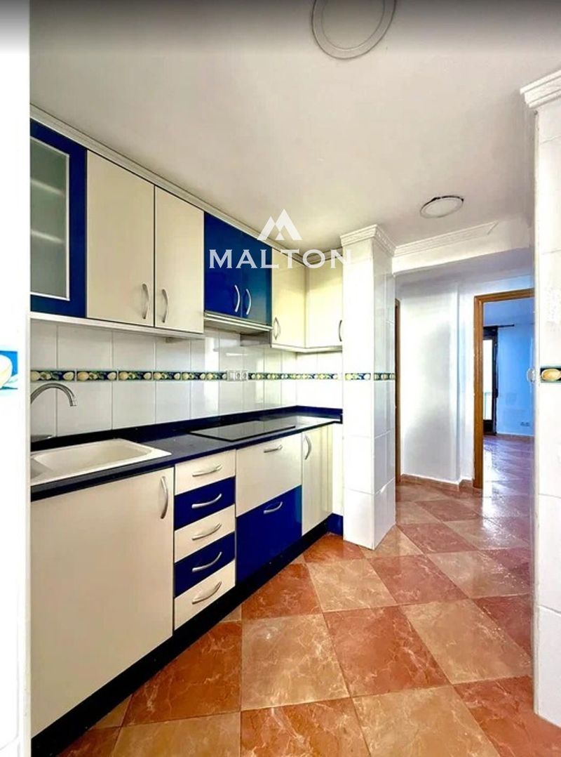 Piso en venta Manises, Valencia. Ref: 2767. MALTON HILLS S.L. 