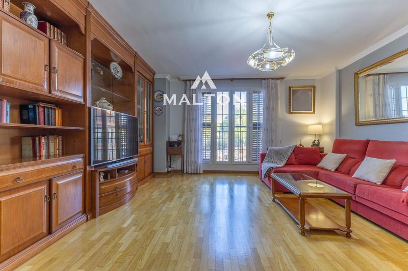 Adosado en venta Paterna, Valencia. Ref: 2787. MALTON HILLS S.L. 