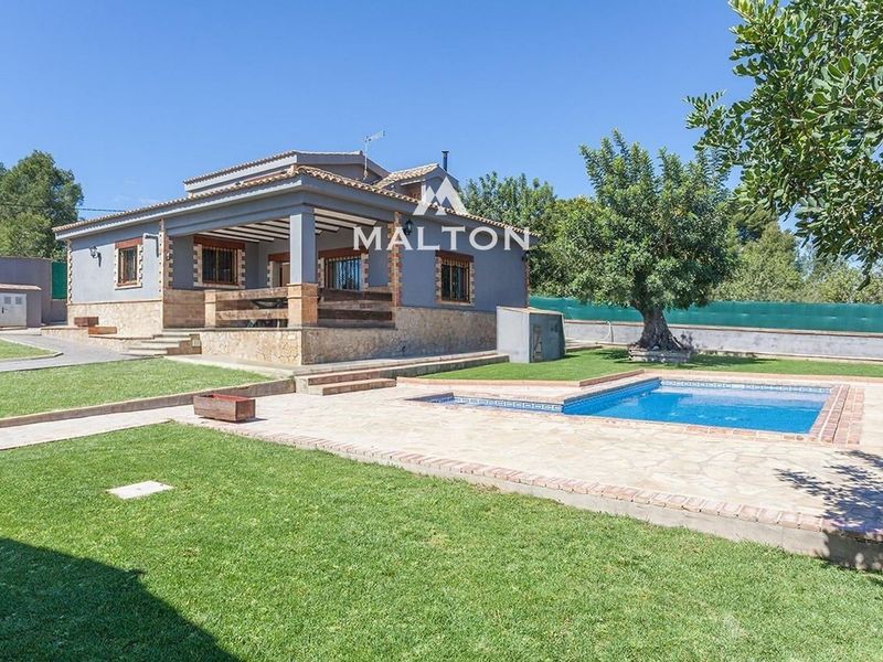 Chalet Independiente en venta Valencia. Ref: 2792. MALTON HILLS S.L. 