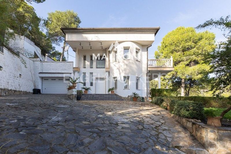 Casa en venta Valencia. Ref: 2809. MALTON HILLS S.L. 