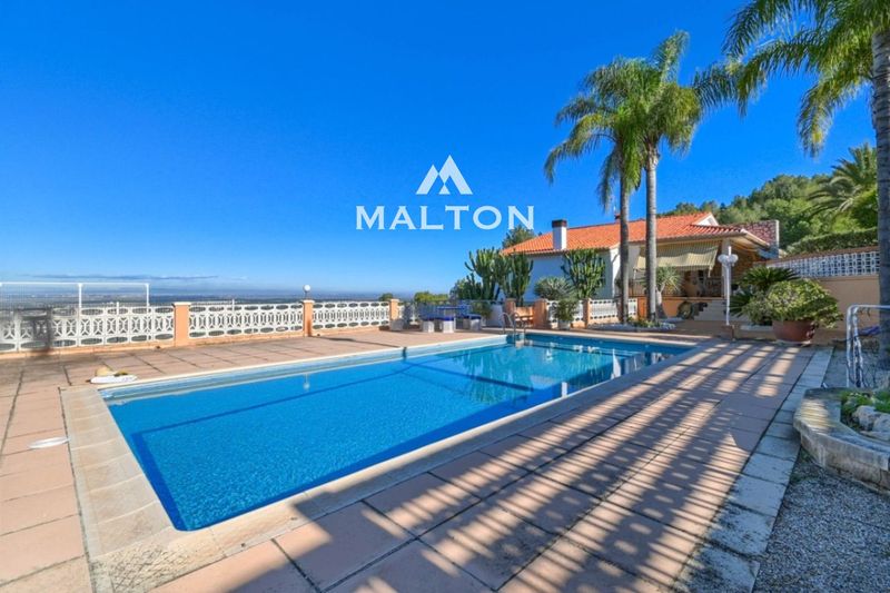 Casa en venta Alzira, Valencia. Ref: 2813. MALTON HILLS S.L. 