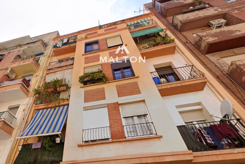 Piso en venta Valencia. Ref: 2888. MALTON HILLS S.L. 