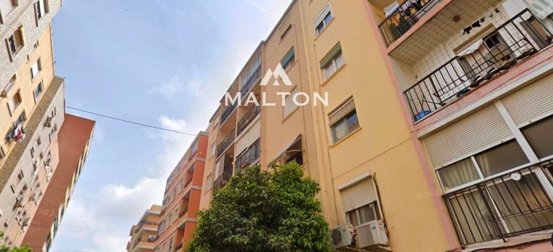 Piso en venta Valencia. Ref: 2897. MALTON HILLS S.L. 