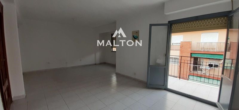 Piso en venta Valencia. Ref: 2899. MALTON HILLS S.L. 
