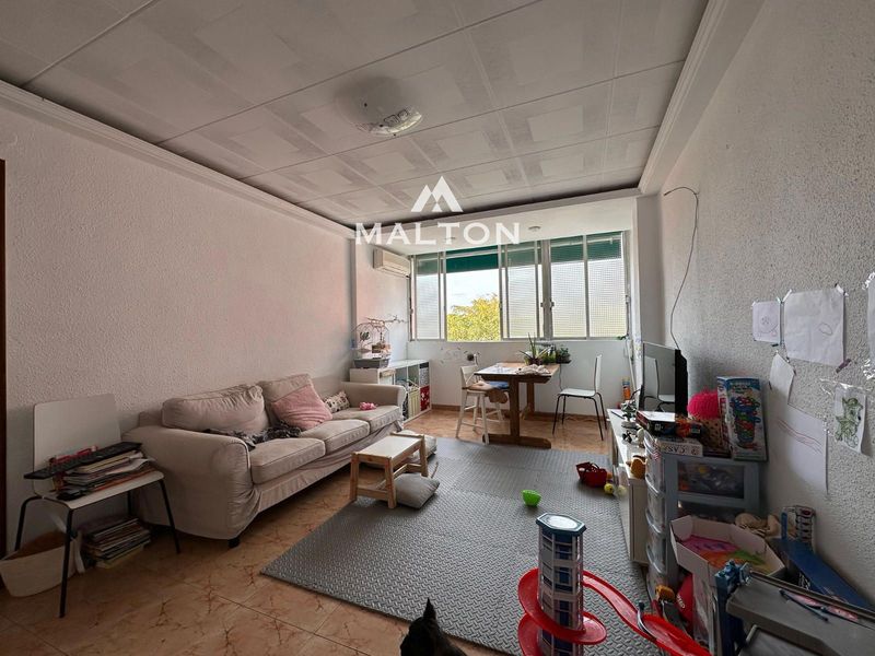 Piso en venta Valencia. Ref: 2963. MALTON HILLS S.L. 
