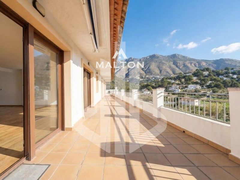 Ático en venta Alicante/Alacant, Alicante. Ref: 3003. MALTON HILLS S.L. 