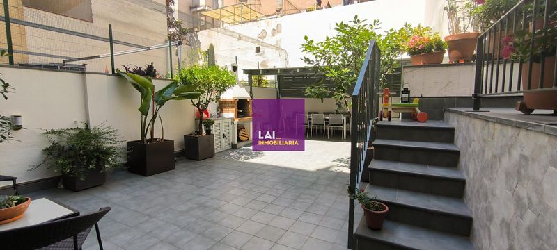 Exclusivo dúplex con espectacular terraza de 65 m² en la calle Varsovia