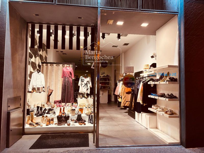 Local Comercial en venta y alquiler Vitoria-Gasteiz, Álava. Ref: 1014. Marta Bengochea