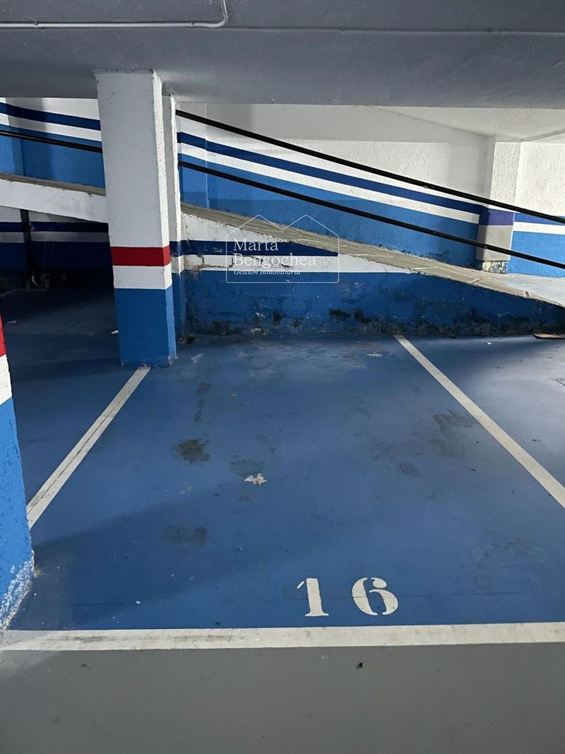 Garaje en venta Vitoria-Gasteiz, Álava. Ref: 1021. Marta Bengochea
