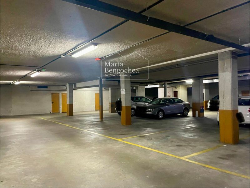 Garaje en venta Vitoria-Gasteiz, Álava. Ref: 1032. Marta Bengochea