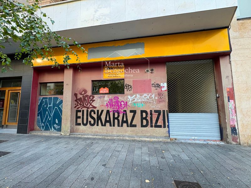 Local Comercial en venta Vitoria-Gasteiz, Álava. Ref: 1104. Marta Bengochea