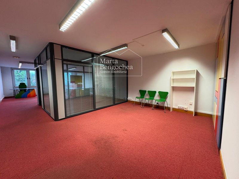 Oficina en venta Vitoria-Gasteiz, Álava. Ref: 1118. Marta Bengochea
