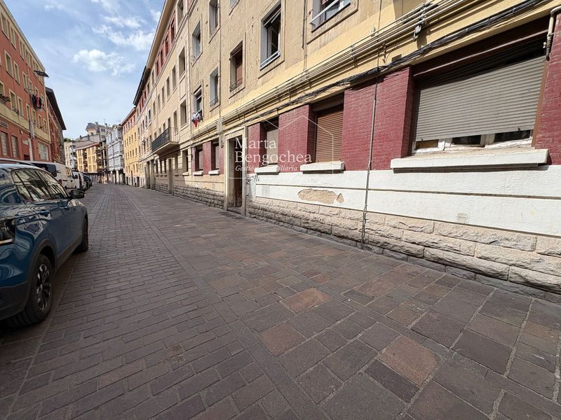 Local Comercial en venta Vitoria-Gasteiz, Álava. Ref: 1138. Marta Bengochea