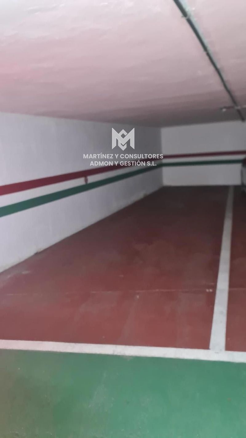 Garaje en alquiler Ourense. Ref: 1271. Martinez y Consultores