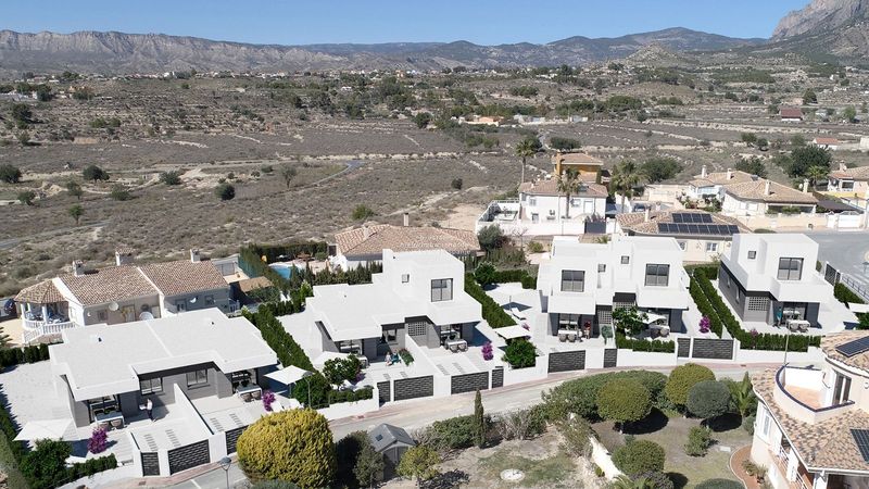 Reihenhaus zu verkaufen Busot, Alicante. Ref: 3111. NB - ESTATES