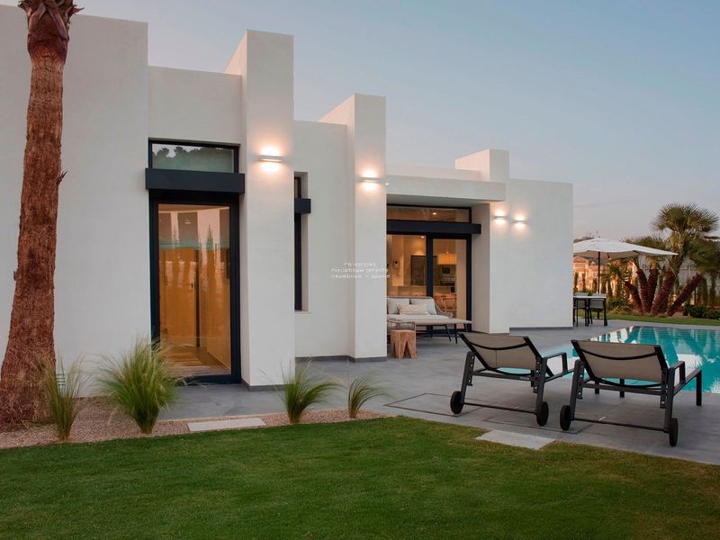 Villa zu verkaufen La Manga del Mar Menor, Murcia. Ref: 3679. NB - ESTATES