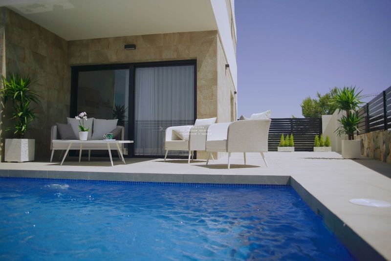 Villa zu verkaufen Los Montesinos, Alicante. Ref: 3991. NB - ESTATES