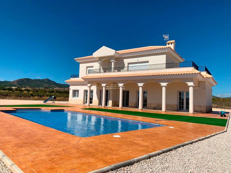 Villa zu verkaufen Pinoso, Alicante. Ref: 4630. NB - ESTATES